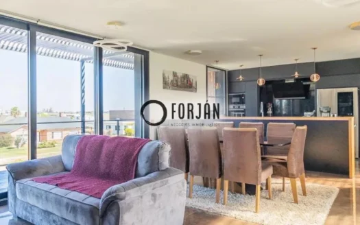 Chalet en Barrio Privado, Colinas de Carrasco