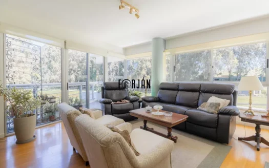 Apartamento con piscina y garaje en Alamos de Carrasco