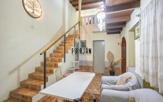 Casa de 4 Dormitorios en Cordón