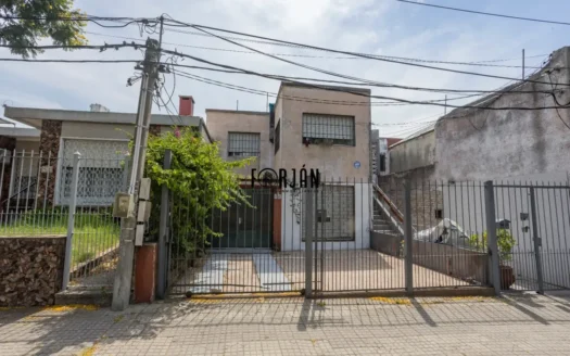 Casa con 2 Dormitorios y Garaje en Paso Molino